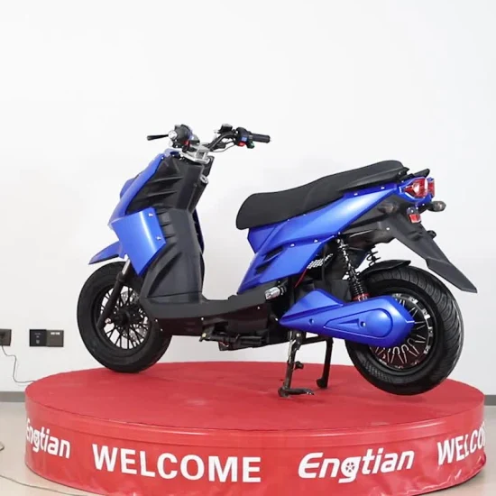 Scooter électrique de moto électrique à longue portée sûre de vente chaude pour adulte/personne âgée